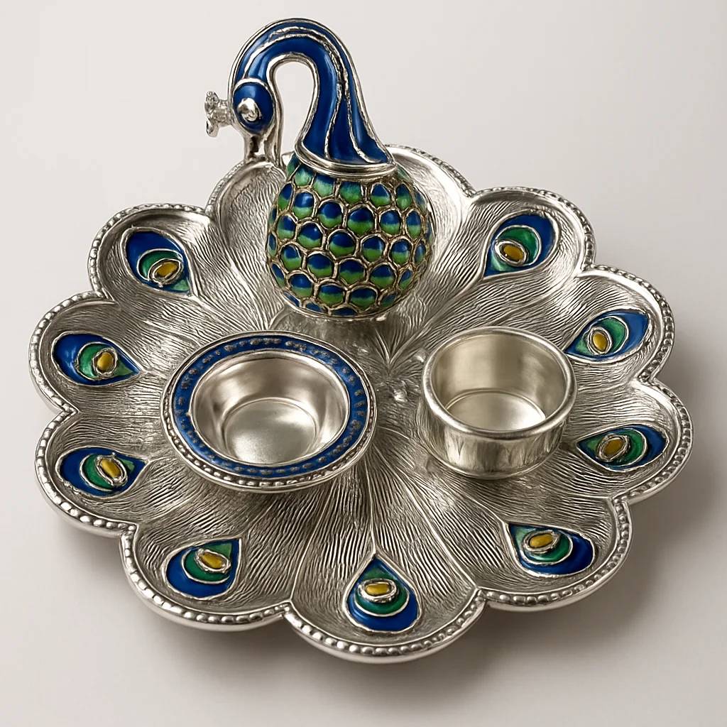 Zyra Silver Decor Collection